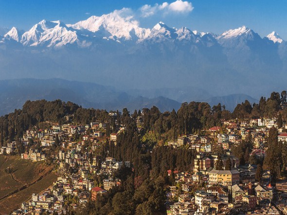 Mount Kangchenjunga from Darjeeling