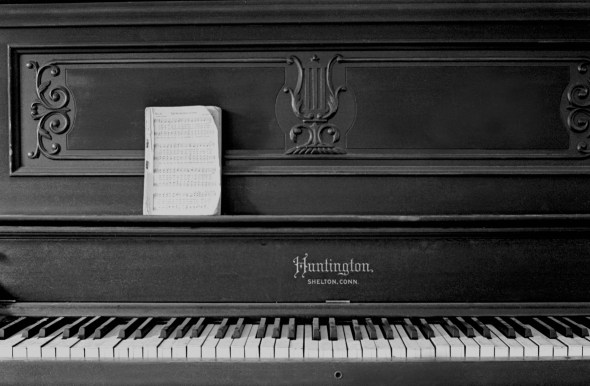 Huntington piano
